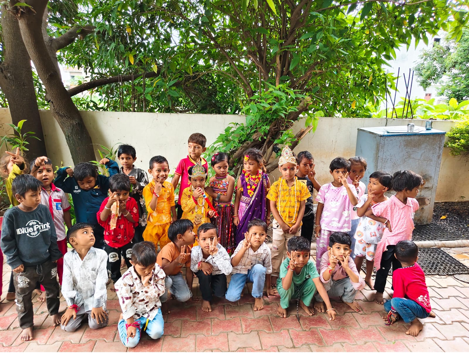 ઝાલોદ તાલુકામાંજય દશામાં વિદ્યામંદિર, ઝાલોદ ખાતે જન્માષ્ટમીની હર્ષોલ્લાસભેર ઉજવણી - Image 2